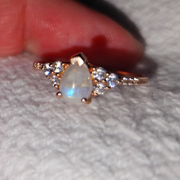 Rainbow rose gold moonstone ring